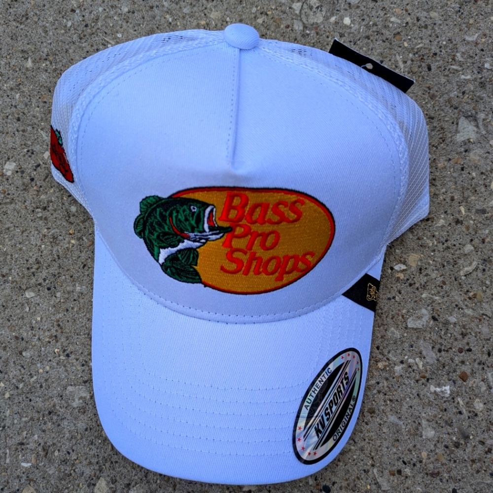 Bass pro shop snapback